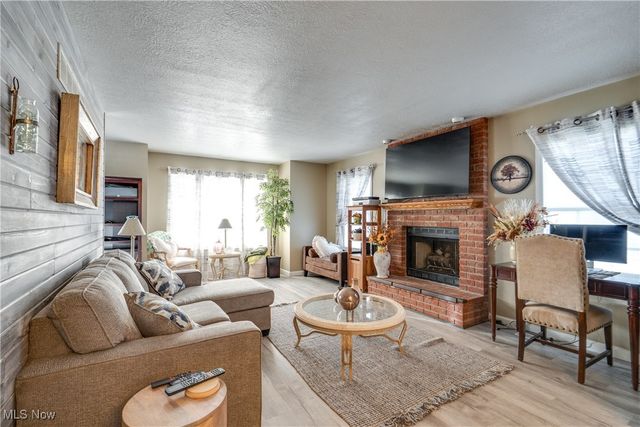 504 Burnett Avenue, Dalton, OH 44618