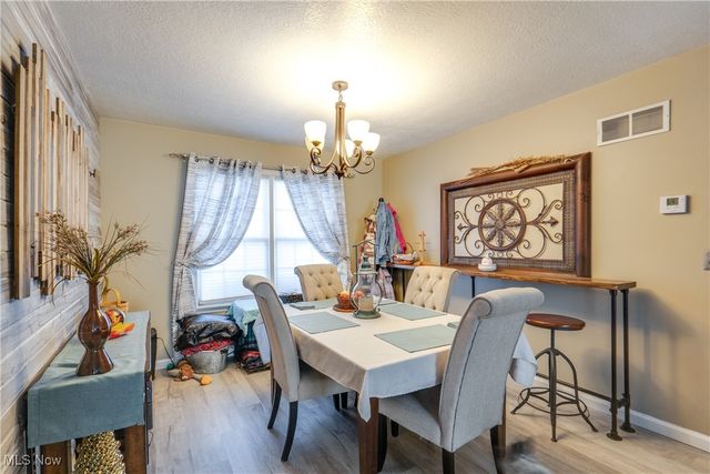 504 Burnett Avenue, Dalton, OH 44618