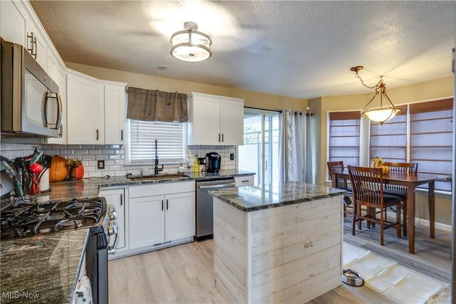 504 Burnett Avenue, Dalton, OH 44618