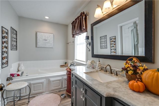 504 Burnett Avenue, Dalton, OH 44618