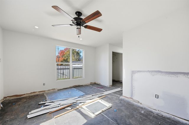 2915 Fakes Drive, Dallas, TX 75224