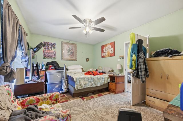 2915 Fakes Drive, Dallas, TX 75224