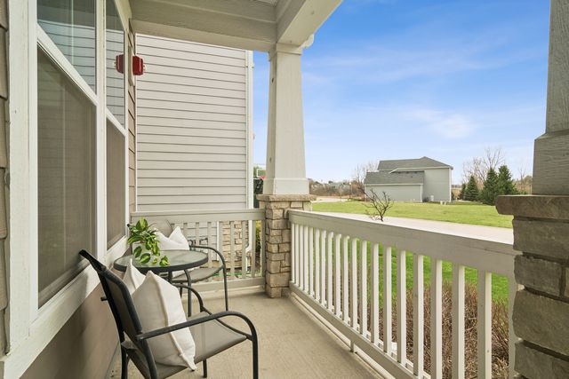 1454 Somerset Place, Barrington, IL 60010