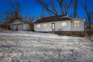 601 Carroll DR SE, Cedar Rapids, IA 52403