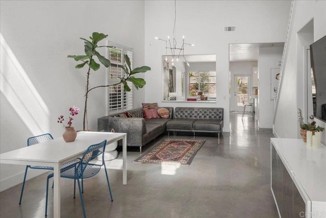 6458 Ficus Place, Carlsbad, CA 92011