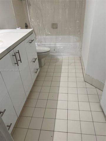 715 SW 148th Ave 611, Sunrise, FL 33325