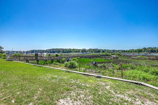 4225 Rivergate Ln., Little River, SC 29566