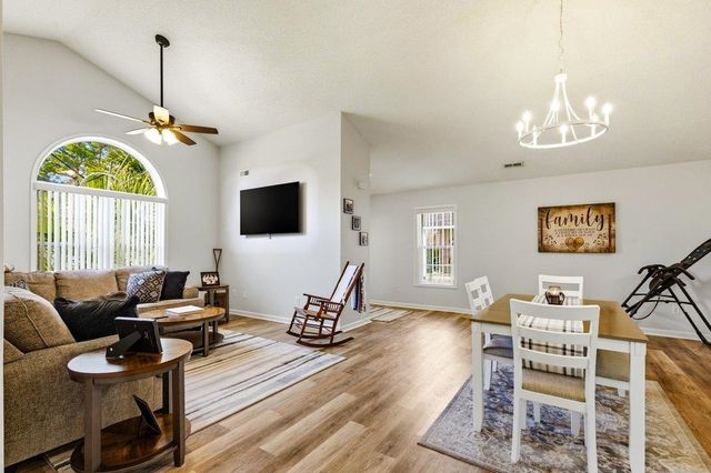 4225 Rivergate Ln., Little River, SC 29566