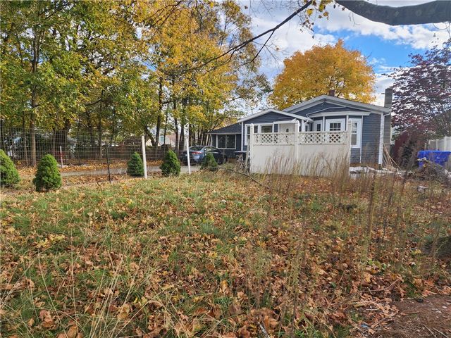 39 Chaplin Street, Pawtucket, RI 02861