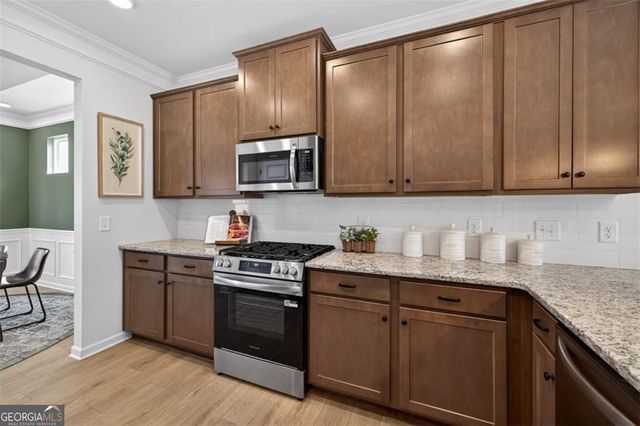812 Kensington Street, Kingston, GA 30145
