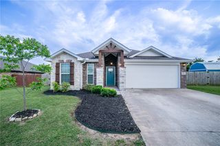 825 NW 64th Avenue, Bentonville, AR 72713