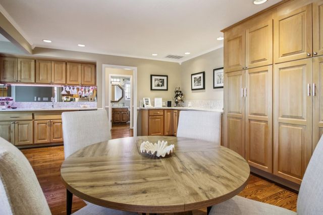 733 Temescal Way, Redwood City, CA 94062
