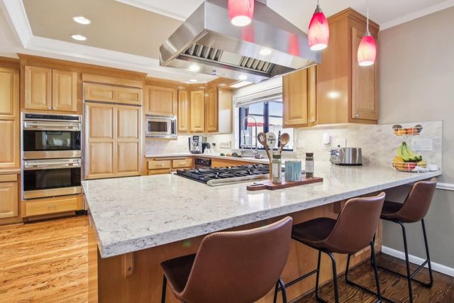 733 Temescal Way, Redwood City, CA 94062