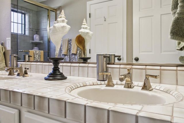 733 Temescal Way, Redwood City, CA 94062