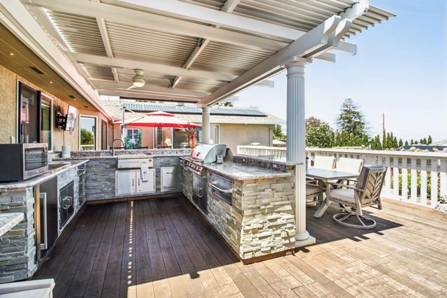 733 Temescal Way, Redwood City, CA 94062