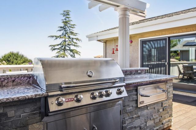 733 Temescal Way, Redwood City, CA 94062