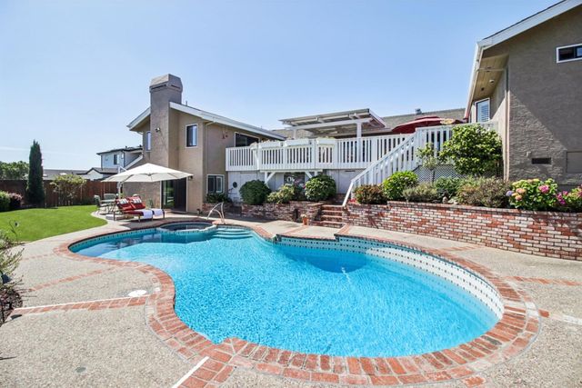 733 Temescal Way, Redwood City, CA 94062