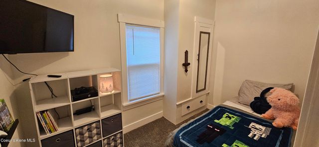 214 Silver Ave, Kellogg, ID 83837