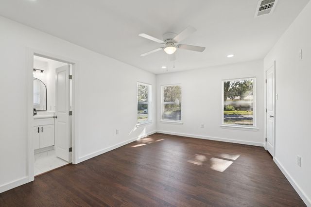 1428 Hawley Lane, Dallas, TX 75217