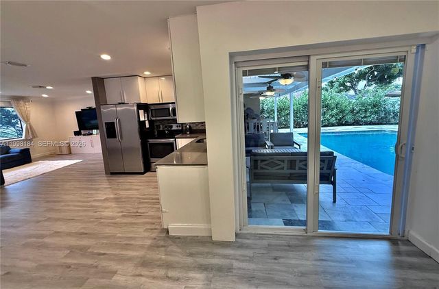 8404 SW 26th Street, Davie, FL 33324