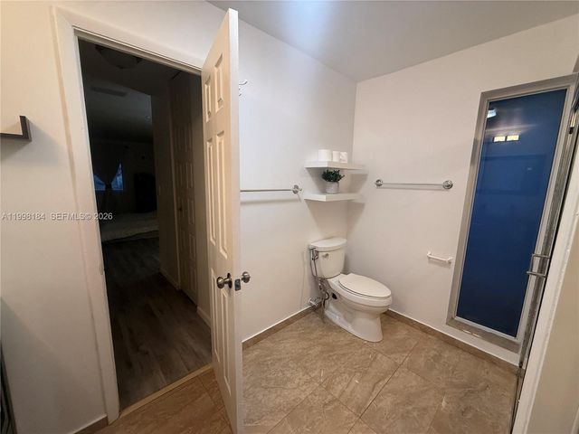8404 SW 26th Street, Davie, FL 33324