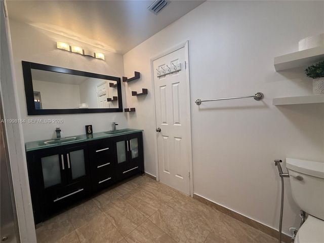 8404 SW 26th Street, Davie, FL 33324