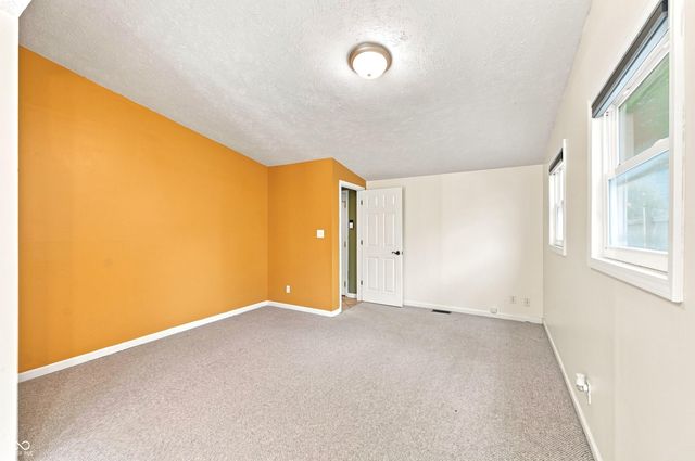 414 Sleepy Hollow Drive, Plainfield, IN 46168