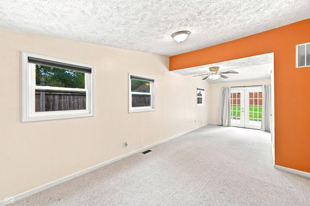 414 Sleepy Hollow Drive, Plainfield, IN 46168
