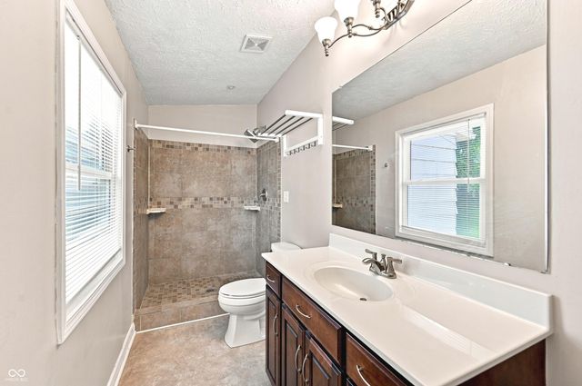 414 Sleepy Hollow Drive, Plainfield, IN 46168