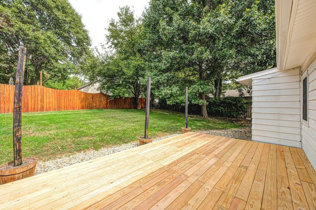 414 Sleepy Hollow Drive, Plainfield, IN 46168