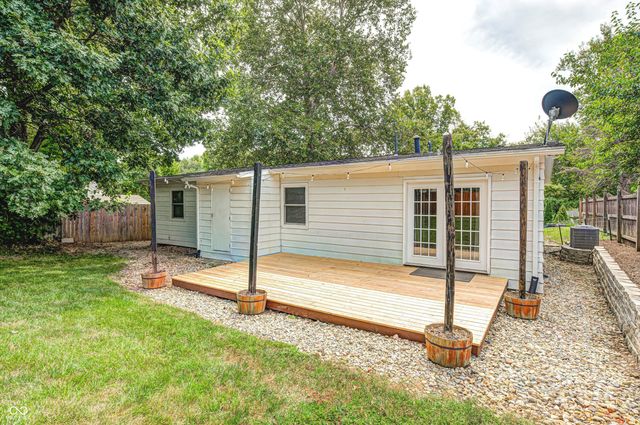 414 Sleepy Hollow Drive, Plainfield, IN 46168