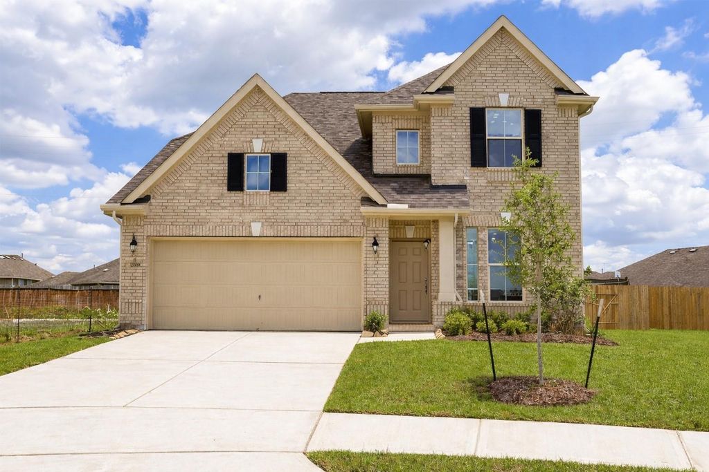2706 Painted Sunrise Trail, Houston, TX 77045