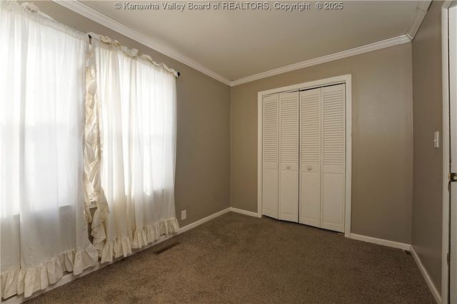 5218 Pioneer Drive, Cross Lanes, WV 25313