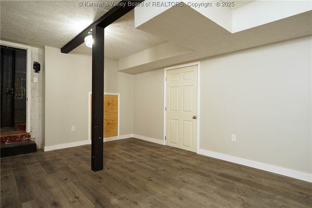 5218 Pioneer Drive, Cross Lanes, WV 25313