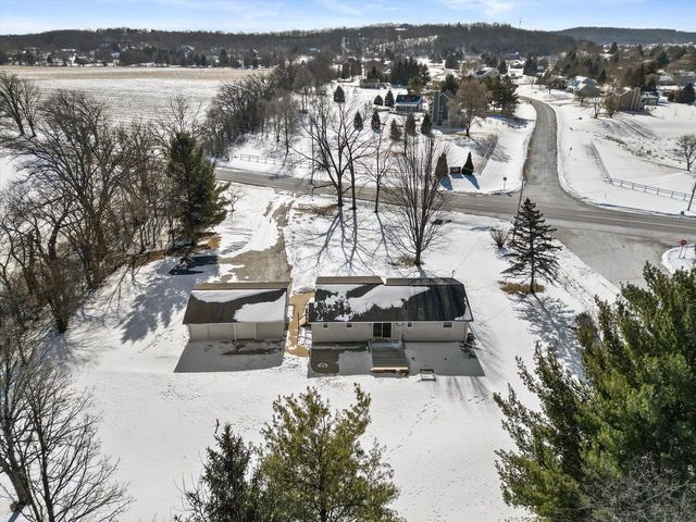W326S8064 County Road Ee, Mukwonago, WI 53149