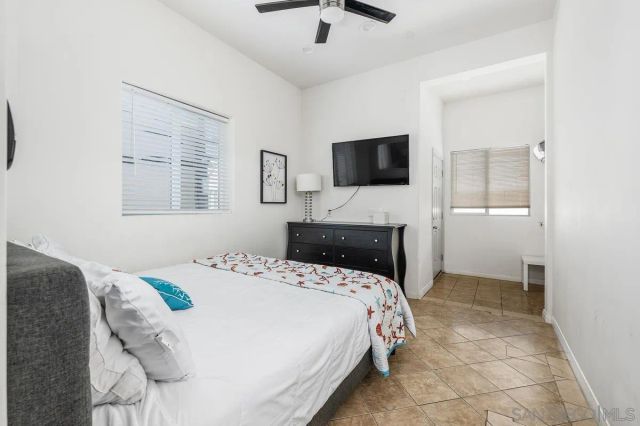 714-16 York Ct, San Diego, CA 92109