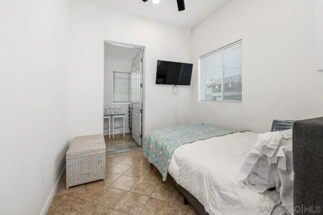 714-16 York Ct, San Diego, CA 92109