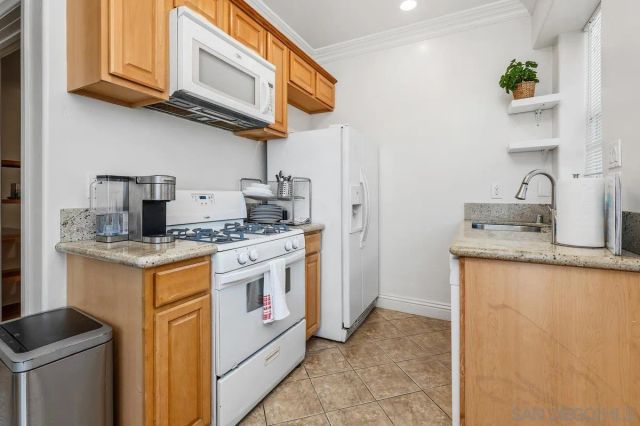 714-16 York Ct, San Diego, CA 92109