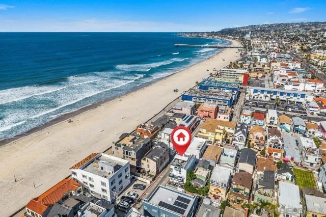 714-16 York Ct, San Diego, CA 92109