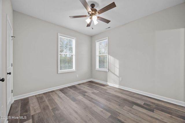 402 W Moore Street, Greenville, NC 27834