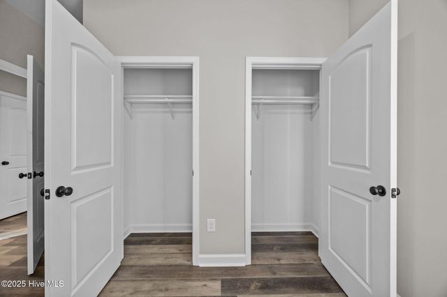 402 W Moore Street, Greenville, NC 27834