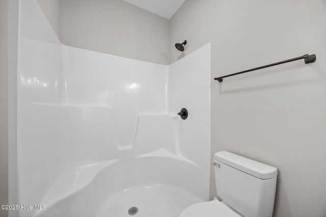 402 W Moore Street, Greenville, NC 27834