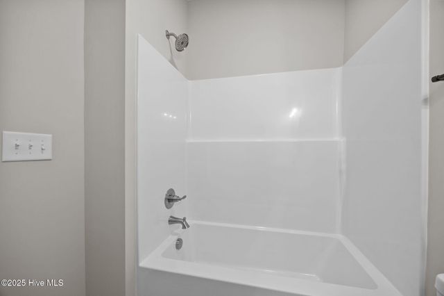 402 W Moore Street, Greenville, NC 27834