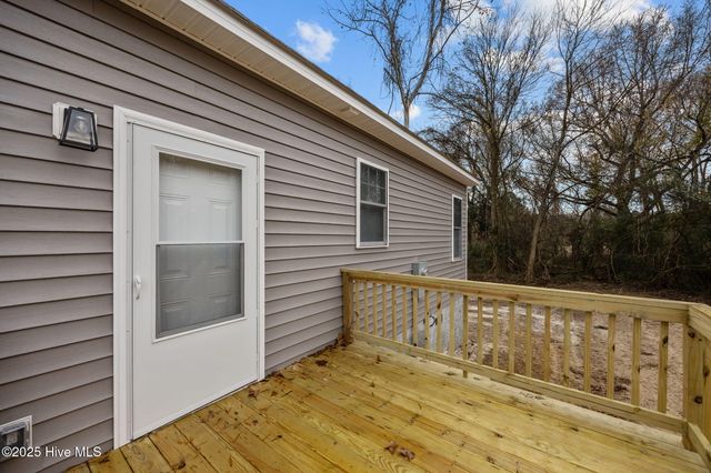 402 W Moore Street, Greenville, NC 27834