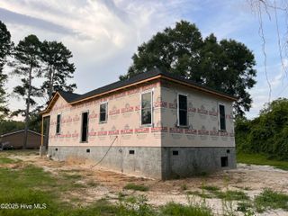 402 W Moore Street, Greenville, NC 27834