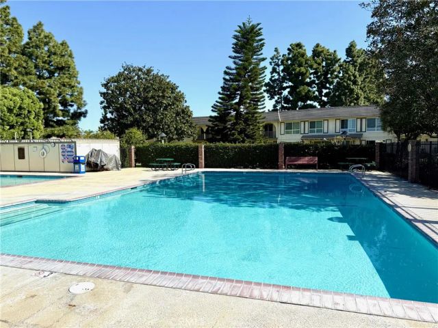 4194 Paseo De Oro, Cypress, CA 90630