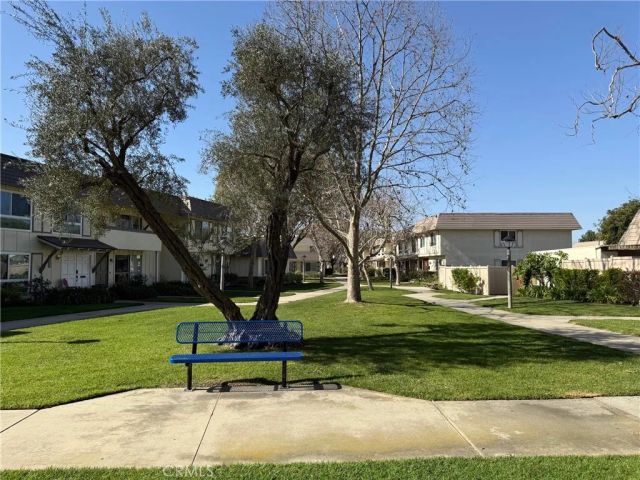 4194 Paseo De Oro, Cypress, CA 90630