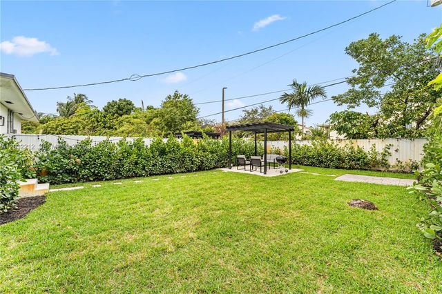 1523 NE 118th Ter 2, Miami, FL 33161