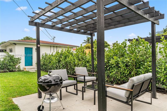 1523 NE 118th Ter 2, Miami, FL 33161