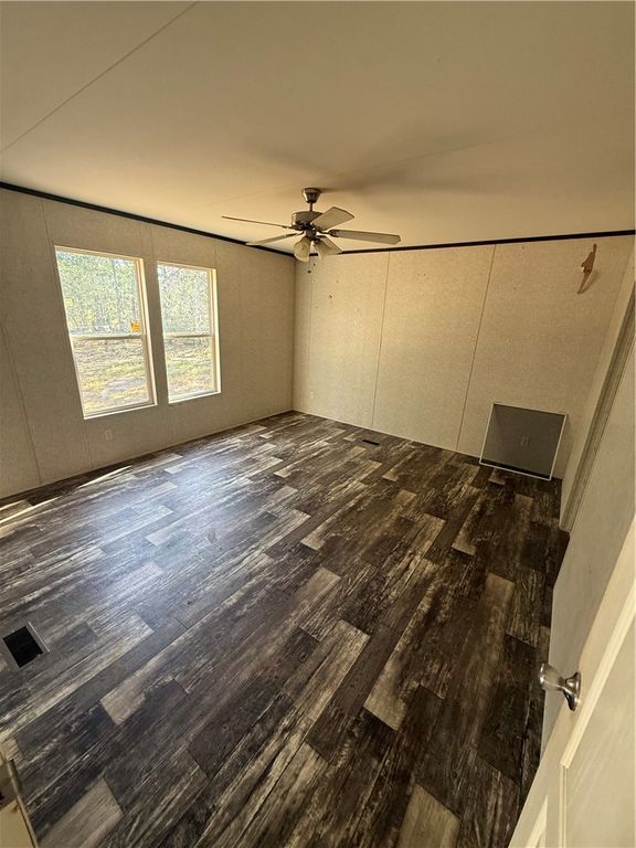 103 Michael Circle, Somerville, TX 77879 — photo 2